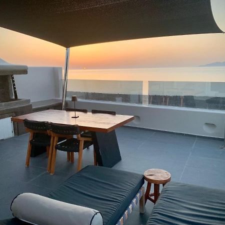 Incognito Beach Villa Santorini Kamari  Ngoại thất bức ảnh